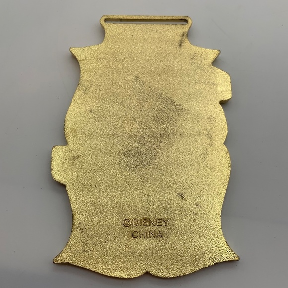 RARE Disney Beauty & The Beast Lumiere's Inaugural 2 Course Challenge 2016 Medal - Picture 7 of 13